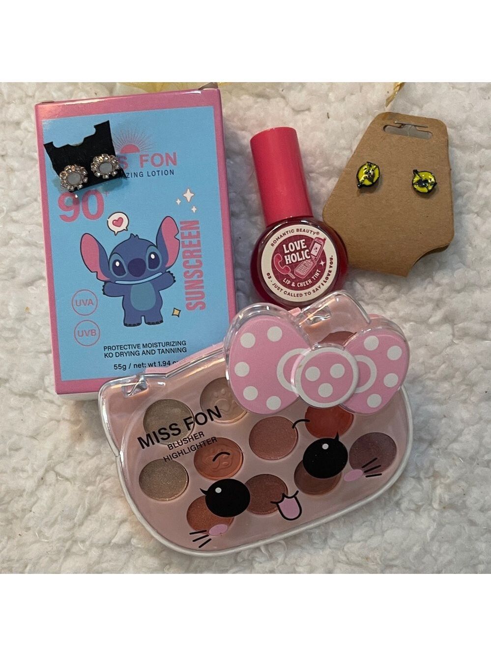 Blusher Highlighter Palette - Pink and Brown plus Accessories